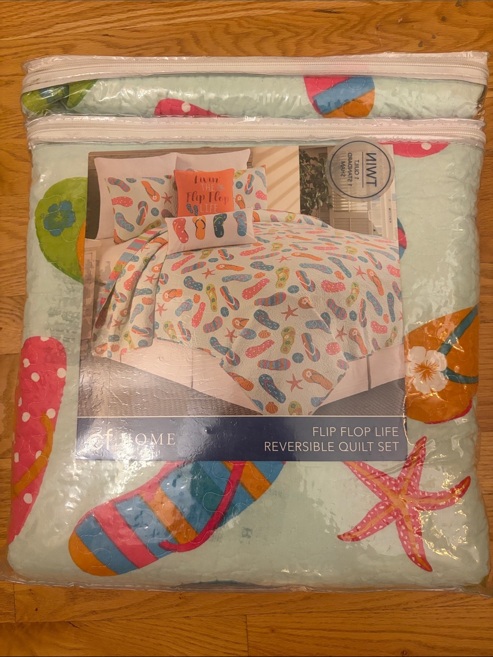 C&F Home Flip Flop Life Reversible Quilt Set - Twin -Brand New